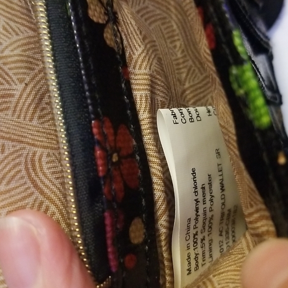Sakroots - Floral Trifold Wallet / Clutch - Picture 14 of 16